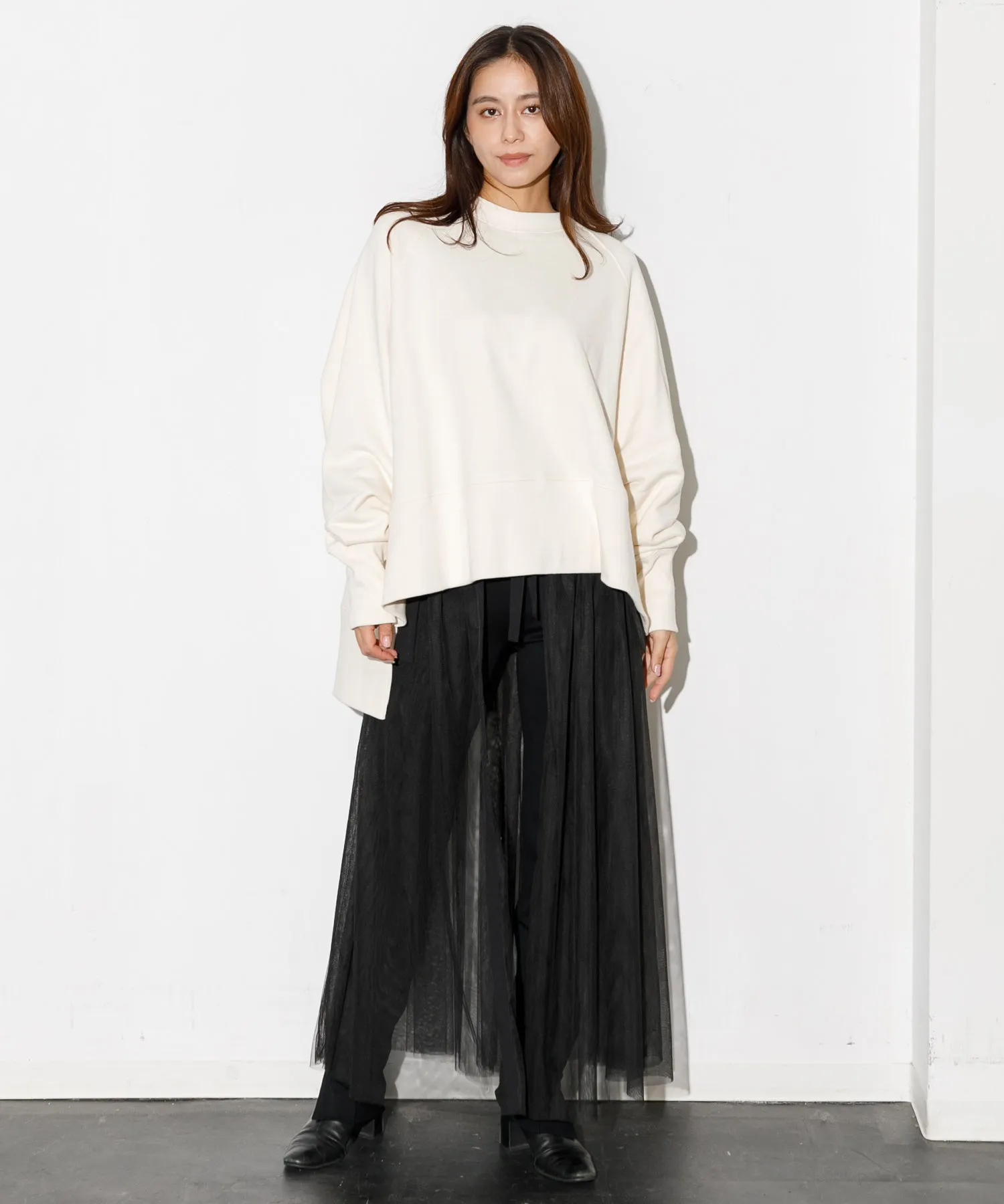 【WOMEN】THE FLATS SIDE SLIT BIG SWEAT