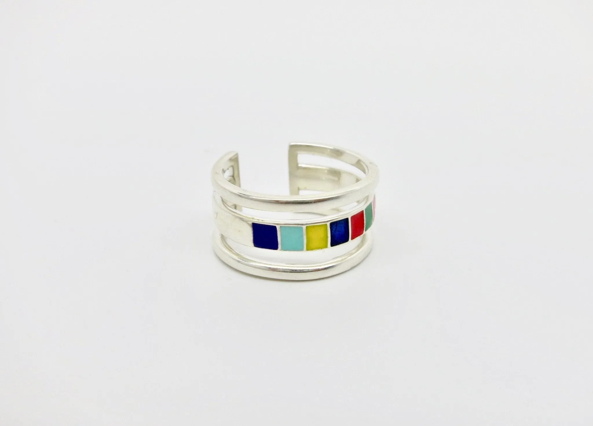 Won't-take-it-off, 'indradhanush' (rainbow) band ring