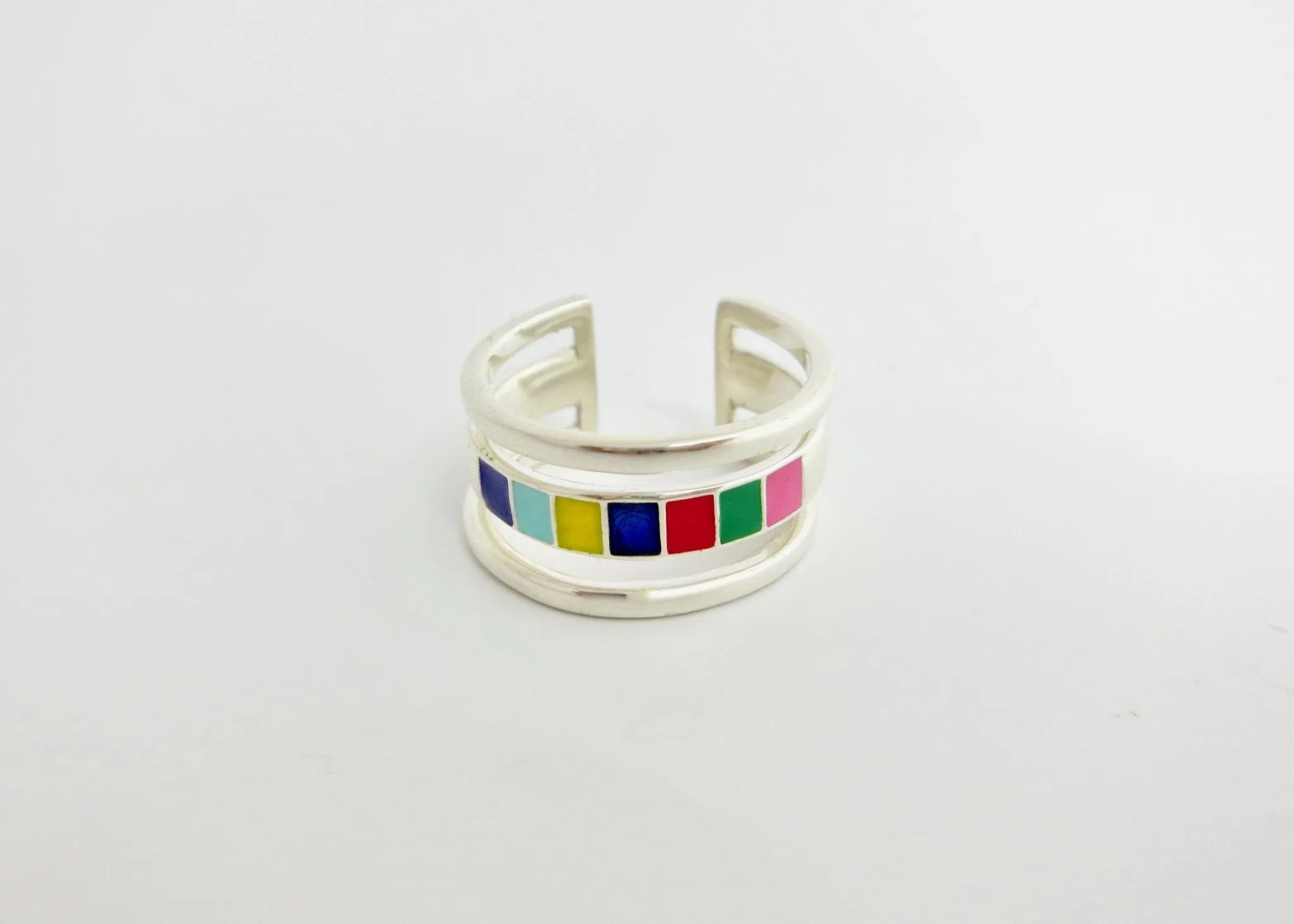 Won't-take-it-off, 'indradhanush' (rainbow) band ring