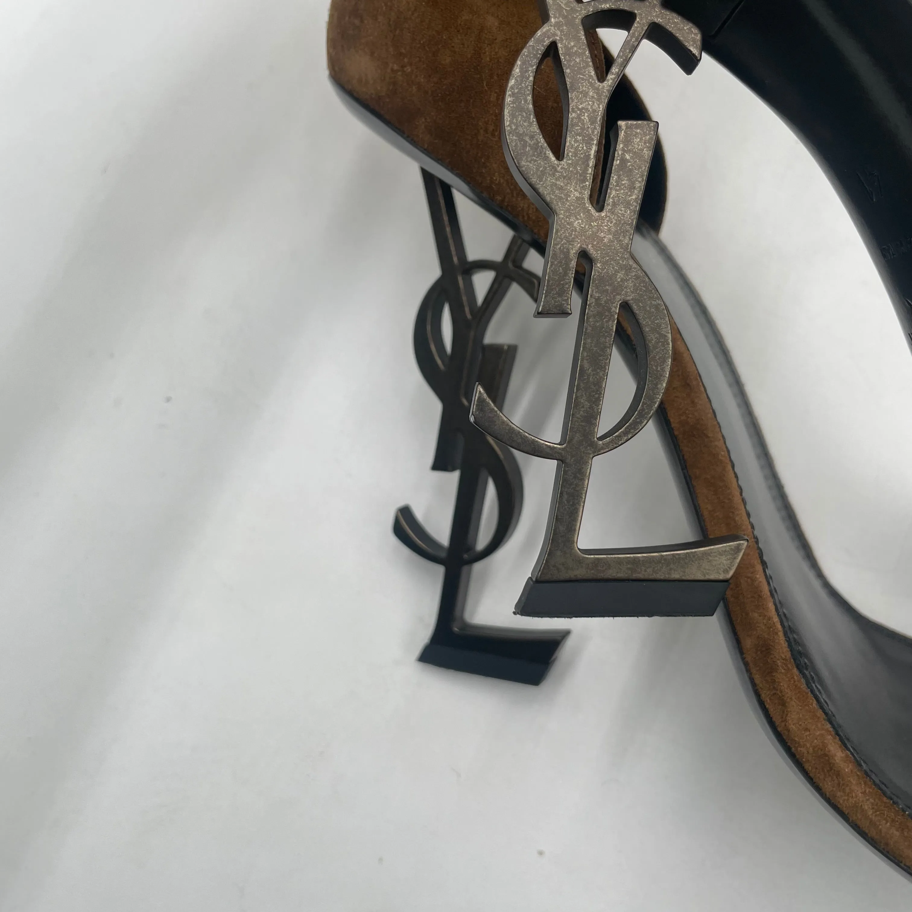 Yves Saint Laurent Brown Suede Heel